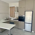 アパート Penelope Apartments, 14 *