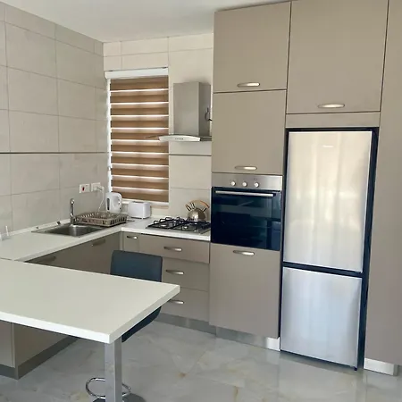 アパート Penelope Apartments, 14 *